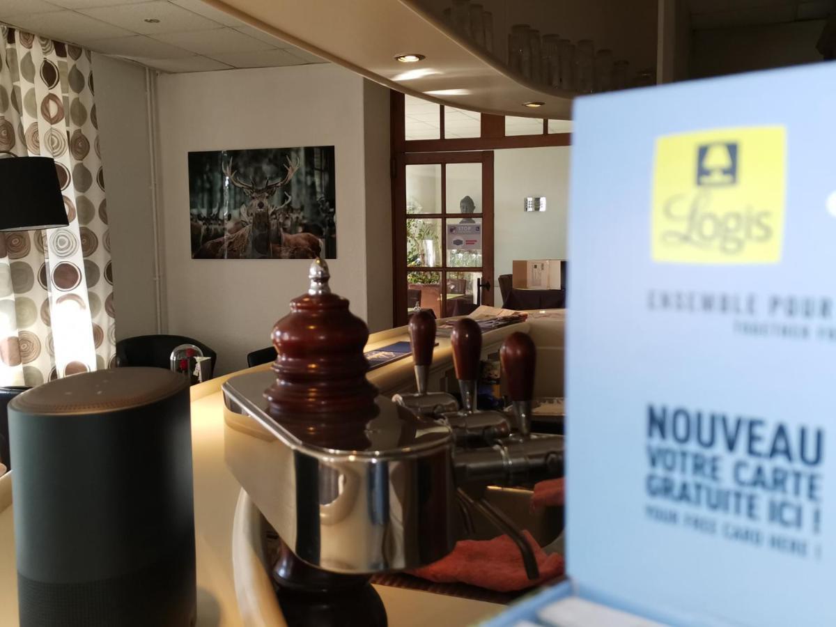 Logis Hotel Le Cerf Бриар Экстерьер фото