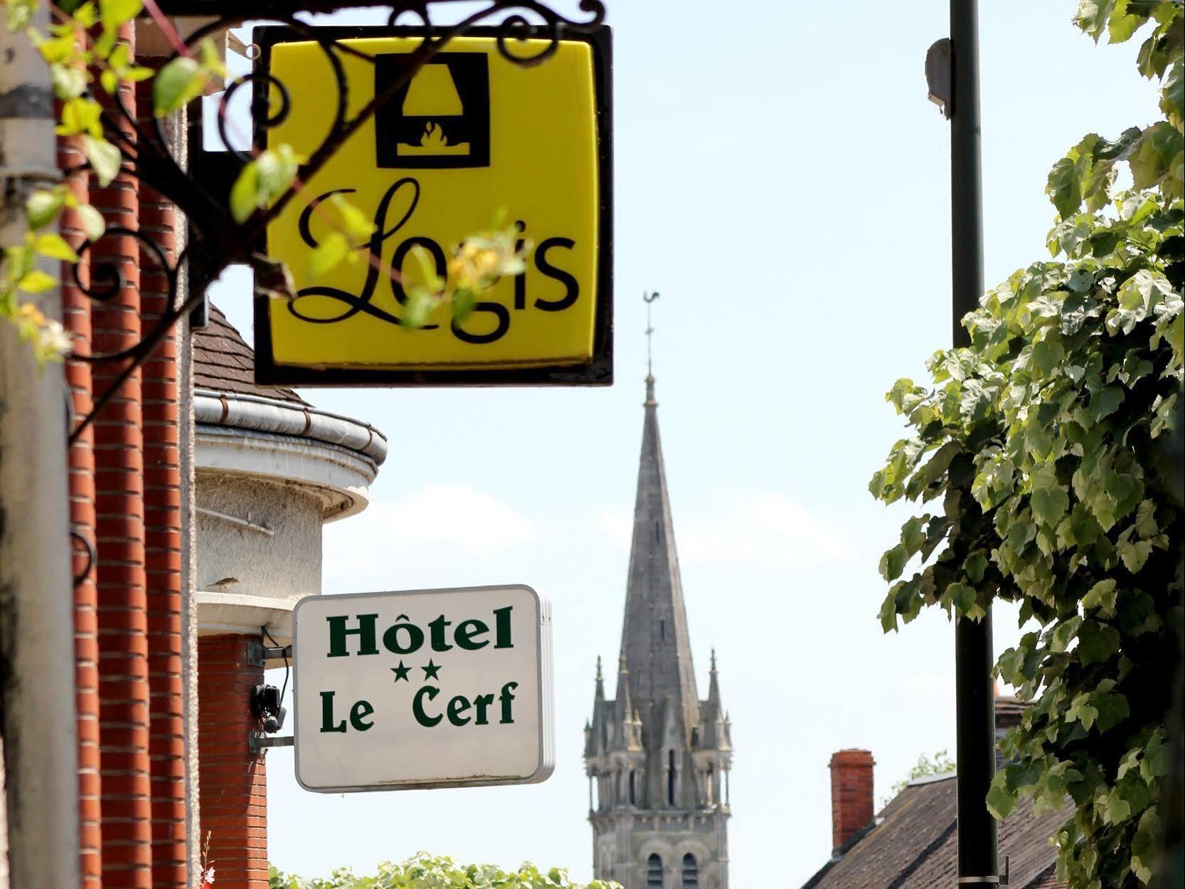 Logis Hotel Le Cerf Бриар Экстерьер фото